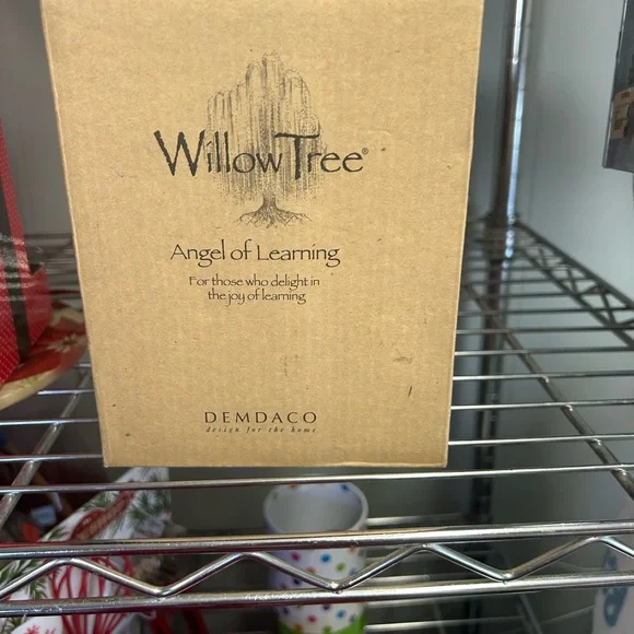 NWT Willow Tree Figure Angel of Learning - Picture 4 of 4